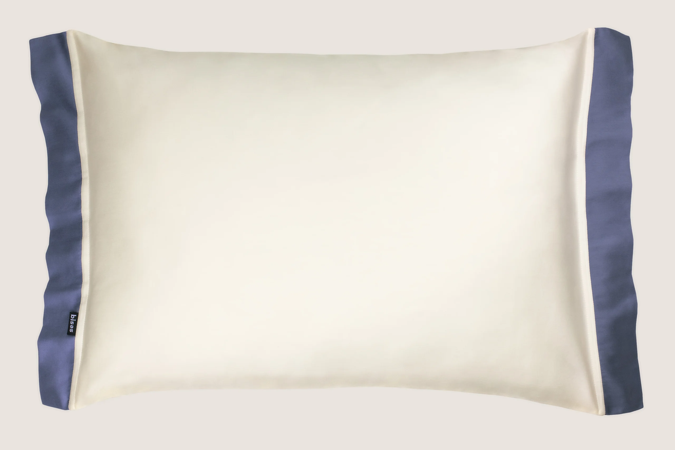 Наволочка - Bises Trilogy Collection